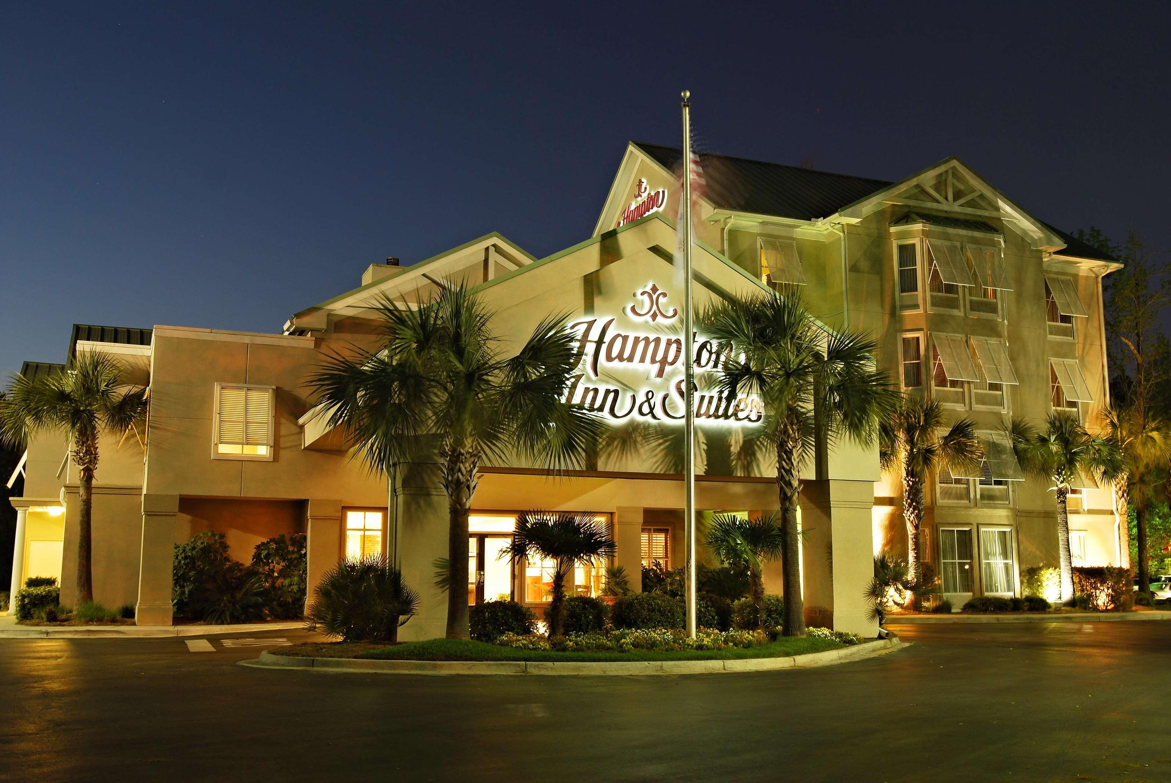 Hampton Inn & Suites Charleston-West Ashley Exterior photo